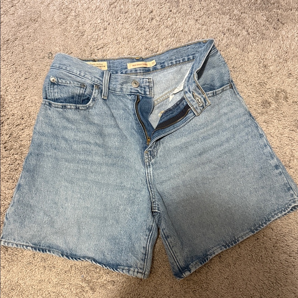 Light Wash Denim Shorts - Classic High Rise